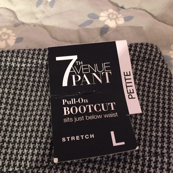 7th Avenue Pant- Pull On Bootcut PETITE Pant - Picture 3 of 4